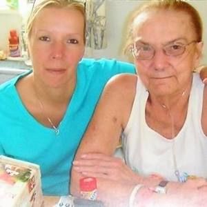 Meet your Posher, Dina